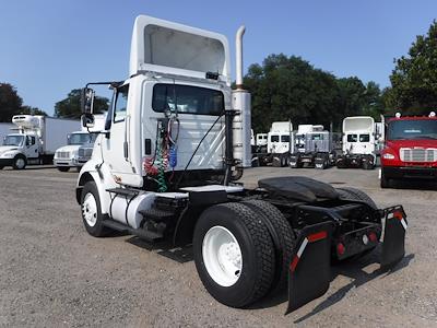 Used 2013 International TranStar 8600 4x2, Semi Truck for sale #453331 - photo 2