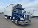 Used 2015 Freightliner Cascadia Day Cab 6x4, 24' Refrigerated Body for sale #557205 - photo 4