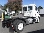 Used 2016 Freightliner Cascadia Day Cab 4x2, Semi Truck for sale #646725 - photo 5