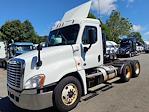 Used 2016 Freightliner Cascadia Day Cab 6x4, Semi Truck for sale #652740 - photo 3