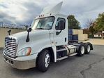 Used 2016 Freightliner Cascadia Day Cab 6x4, Semi Truck for sale #663459 - photo 1