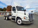 Used 2016 Freightliner Cascadia Day Cab 6x4, Semi Truck for sale #663459 - photo 4