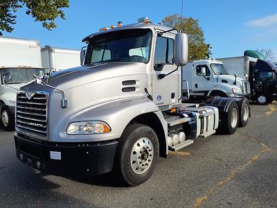 Used 2017 Mack CXU613 6x4, Semi Truck for sale #677385 - photo 1