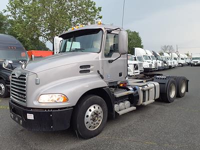 Used 2017 Mack CXU613 6x4, Semi Truck for sale #677387 - photo 1