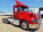 Used 2018 Freightliner Cascadia Day Cab 6x4, Semi Truck for sale #681489 - photo 9