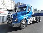 Used 2018 Freightliner Cascadia Day Cab 6x4, Semi Truck for sale #683545 - photo 1