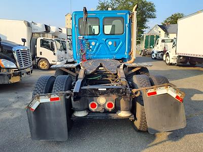 Used 2018 Freightliner Cascadia Day Cab 6x4, Semi Truck for sale #683548 - photo 2