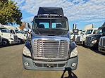 Used 2018 Freightliner Cascadia Day Cab 6x4, Semi Truck for sale #750755 - photo 3