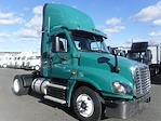 Used 2018 Freightliner Cascadia Day Cab 4x2, Semi Truck for sale #752776 - photo 4