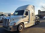Used 2018 Freightliner Cascadia Sleeper Cab 6x4, Semi Truck for sale #781568 - photo 1