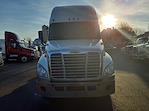 Used 2018 Freightliner Cascadia Sleeper Cab 6x4, Semi Truck for sale #781568 - photo 3