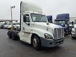 Used 2019 Freightliner Cascadia Day Cab 6x4, Semi Truck for sale #823051 - photo 4