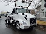 Used 2019 Volvo VNR Conventional Cab 6x4, Semi Truck for sale #880568 - photo 4