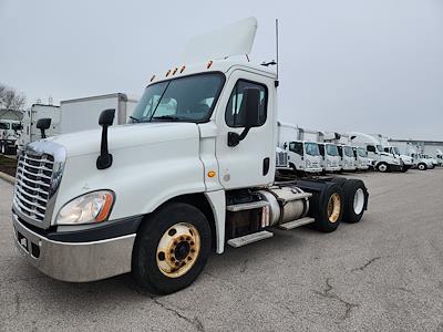 Used 2014 Freightliner Cascadia Day Cab 6x4, Semi Truck for sale #547056 - photo 1