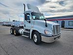 Used 2014 Freightliner Cascadia Day Cab 6x4, Semi Truck for sale #547060 - photo 4