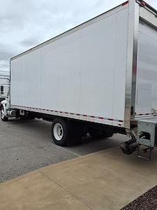 Used 2017 International DuraStar 4300 SBA 4x2, Refrigerated Body for sale #669363 - photo 2