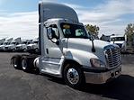 Used 2017 Freightliner Cascadia Day Cab 6x4, Semi Truck for sale #676470 - photo 4