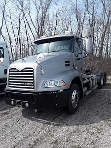 Used 2017 Mack CXU613 6x4, Semi Truck for sale #677383 - photo 1