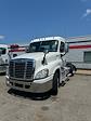 Used 2017 Freightliner Cascadia Day Cab 4x2, Semi Truck for sale #680890 - photo 1