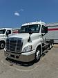 Used 2018 Freightliner Cascadia Day Cab 6x4, Semi Truck for sale #746108 - photo 1