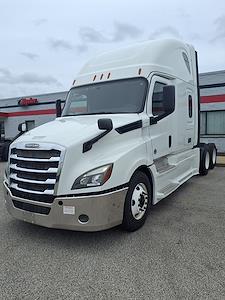 Used 2019 Freightliner Cascadia Sleeper Cab 6x4, Semi Truck for sale #870916 - photo 1