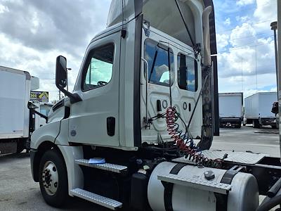 Used 2020 Freightliner Cascadia Day Cab 6x4, Semi Truck for sale #241288 - photo 2