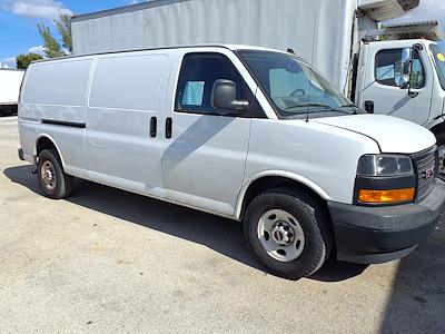 Used 2020 GMC Savana 2500 Work Van 4x2, Empty Cargo Van for sale #284079 - photo 1