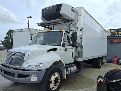 Used 2016 International DuraStar 4300 SBA 4x2, Cab Chassis for sale #387114 - photo 1