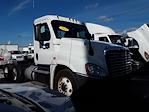 Used 2015 Freightliner Cascadia Day Cab 6x4, Semi Truck for sale #571578 - photo 5