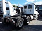 Used 2015 Freightliner Cascadia Day Cab 6x4, Semi Truck for sale #571578 - photo 3