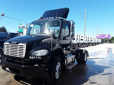 Used 2016 Freightliner M2 106 Conventional Cab 4x2, Semi Truck for sale #660386 - photo 1