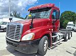 Used 2017 Freightliner Cascadia Day Cab 6x4, Semi Truck for sale #670318 - photo 1