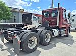 Used 2017 Freightliner Cascadia Day Cab 6x4, Semi Truck for sale #670318 - photo 5