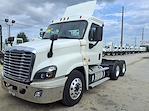 Used 2018 Freightliner Cascadia Day Cab 6x4, Semi Truck for sale #771615 - photo 1