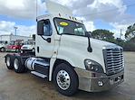 Used 2018 Freightliner Cascadia Day Cab 6x4, Semi Truck for sale #771617 - photo 4