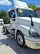 Used 2018 Freightliner Cascadia Day Cab 6x4, Semi Truck for sale #772925 - photo 4