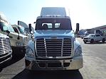 Used 2015 Freightliner Cascadia Day Cab 6x4, Semi Truck for sale #304538 - photo 3