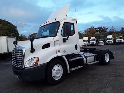 Used 2015 Freightliner Cascadia Semi Truck | #353845