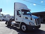 Used 2016 Freightliner Cascadia Day Cab 4x2, Semi Truck for sale #354320 - photo 4