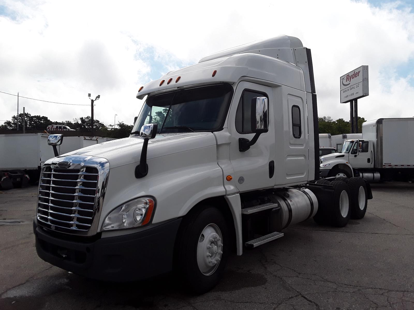 Freightliner Trucks For Sale | Comvoy