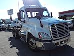 Used 2016 Freightliner Cascadia Day Cab 6x4, Semi Truck for sale #388530 - photo 4