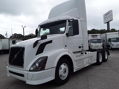 Used 2015 Volvo VNL 6x4, Semi Truck for sale #562105 - photo 1