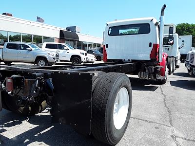 Used 2015 Freightliner M2 106 4x2, Cab Chassis for sale #594607 - photo 1