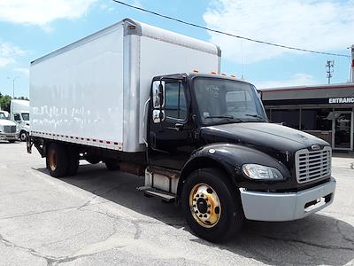 Used 2016 Freightliner M2 106 Conventional Cab 4x2, Box Truck for sale #647766 - photo 2