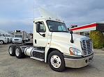 Used 2016 Freightliner Cascadia Day Cab 6x4, Semi Truck for sale #652715 - photo 4