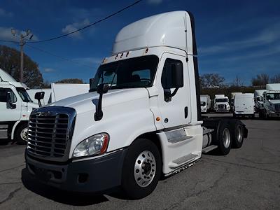 Used 2016 Freightliner Cascadia Day Cab 6x4, Semi Truck for sale #656836 - photo 1