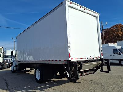 Used 2016 Freightliner M2 106 Conventional Cab 4x2, Box Truck for sale #657133 - photo 2