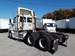 Used 2016 Freightliner Cascadia Day Cab 6x4, Semi Truck for sale #659258 - photo 2