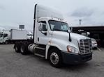 Used 2016 Freightliner Cascadia Day Cab 6x4, Semi Truck for sale #662439 - photo 4