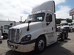 Used 2017 Freightliner Cascadia Day Cab 6x4, Semi Truck for sale #665597 - photo 1